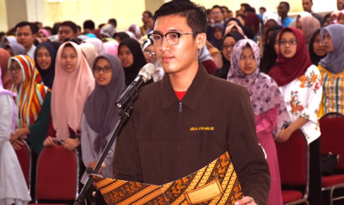 1822_wisuda.jpg