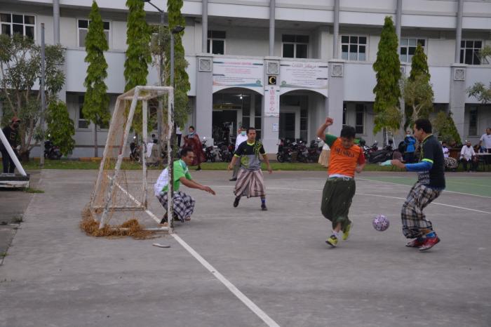3400_sarung.jpg
