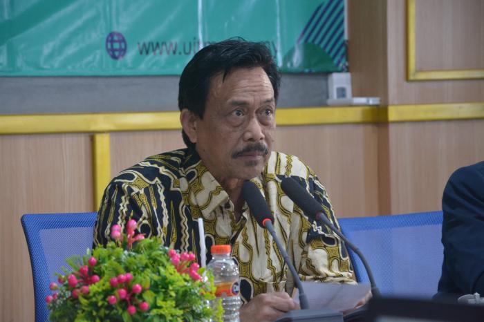 3925_panitia.jpg