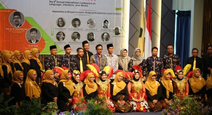 4376_panitia.jpg