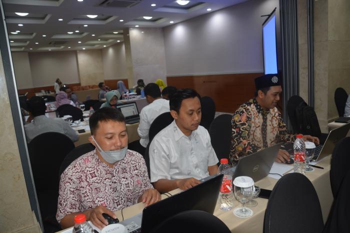 4392_panitia.jpg