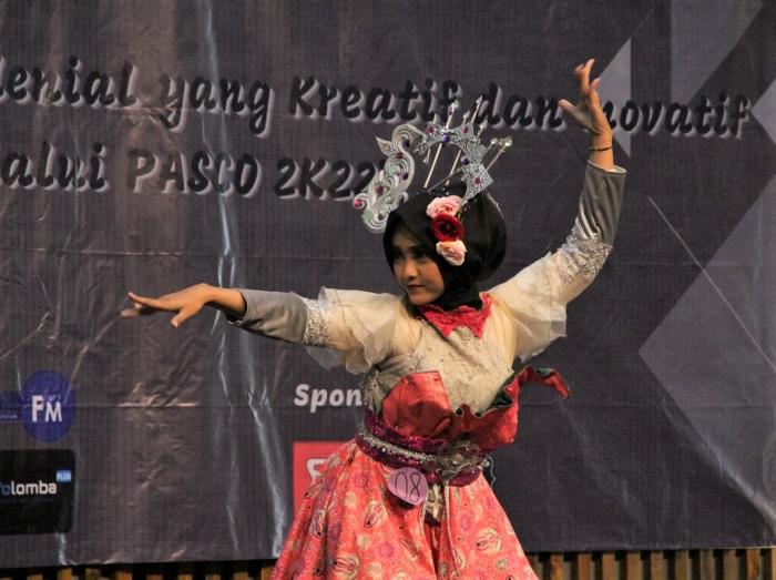 4643_lomba-tari-pasco.jpg