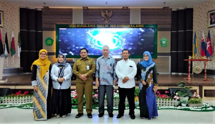 4688_maliki-1st-internasional-islamic-and-science.jpg