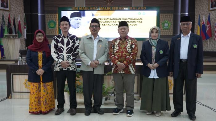 5139_panitia.jpg