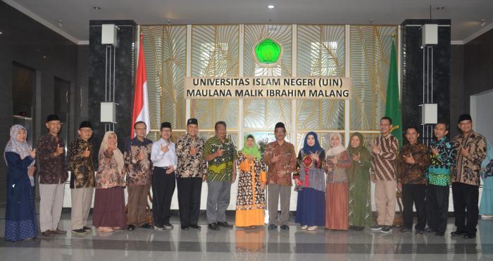 5199_panitia.jpg