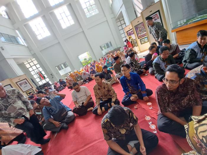 5365_bareng.jpg