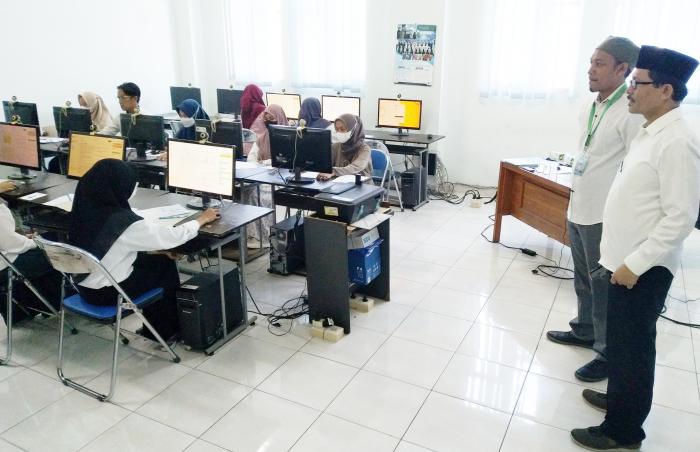 5522_peminat.jpg