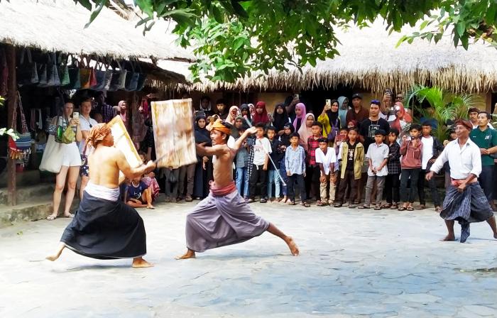 5589_perang.jpg