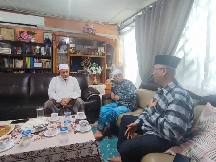5739_kunjungan.jpg