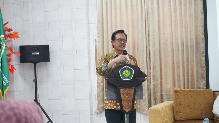 6111_bedah-buku.jpg