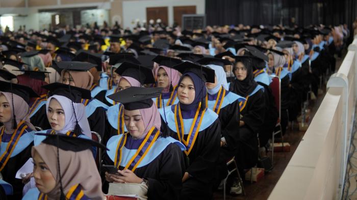 6124_wisuda.jpg