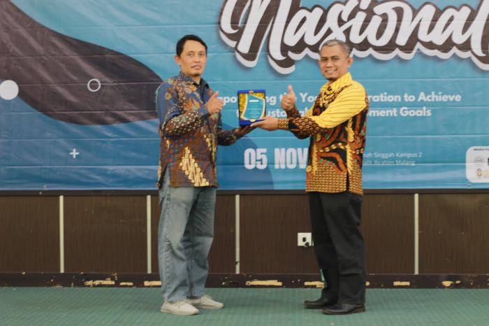 6433_manfest.jpg