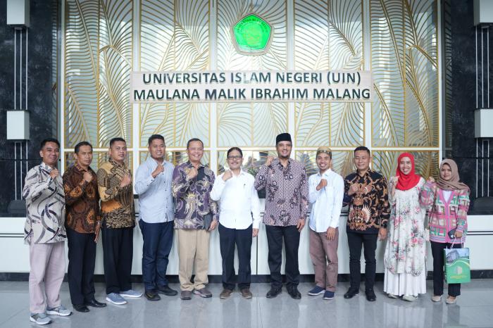 6436_kunjungan.jpg