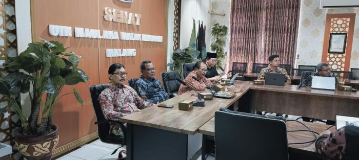 7168_meeting.jpg