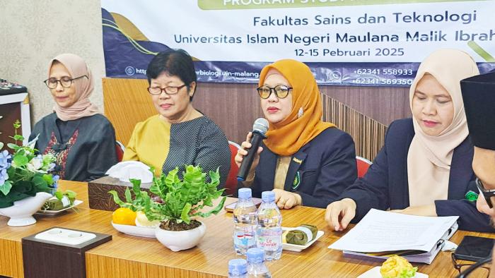 8907_umi-sumbulah.jpg