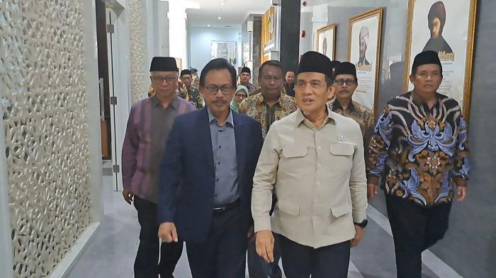 8925_bersama-wamenag.jpg
