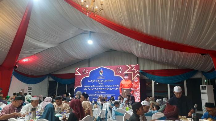8999_menteri-besar.jpg
