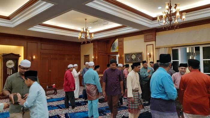 9001_menteri-besar.jpg